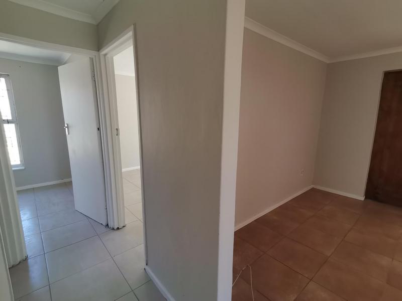 To Let 2 Bedroom Property for Rent in Electric City Western Cape